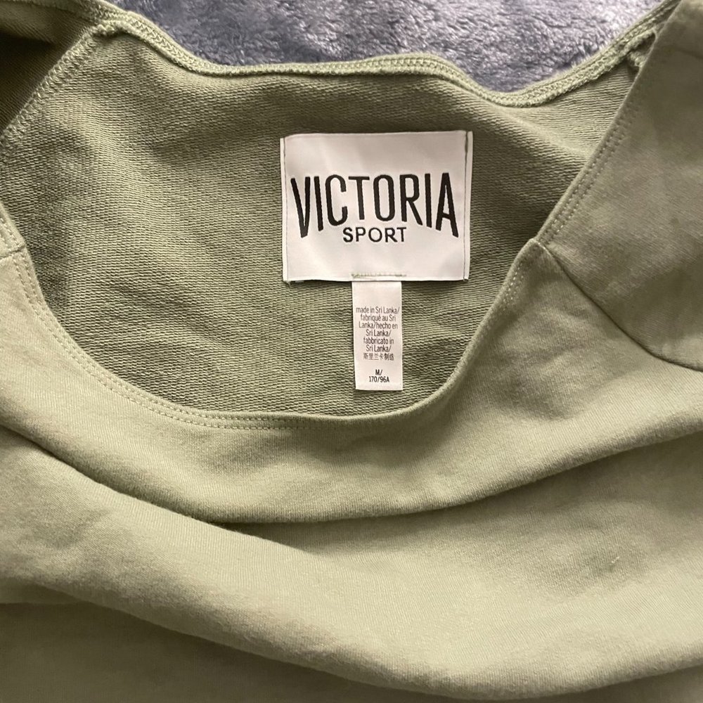 Victoria Secret Sport Cropped Work Out Long Sleeve Olive Green Shirt